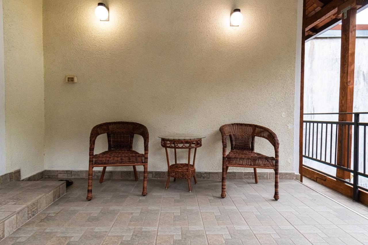 Residence 48 Beautiful Building Within Moments From The Old Town Of Brasov Ngoại thất bức ảnh