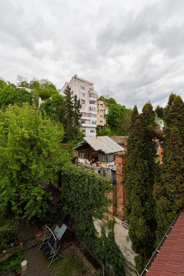 Residence 48 Beautiful Building Within Moments From The Old Town Of Brasov Ngoại thất bức ảnh